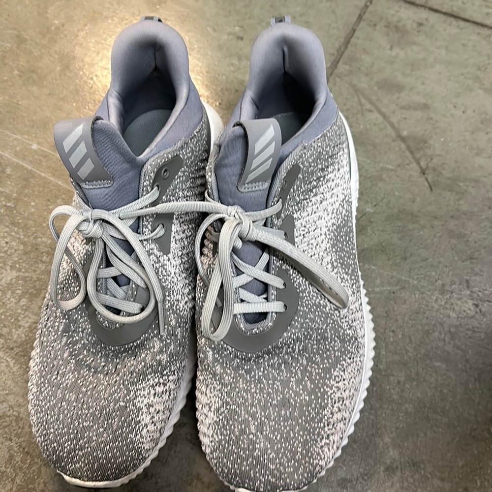 Adidas tennis shoes